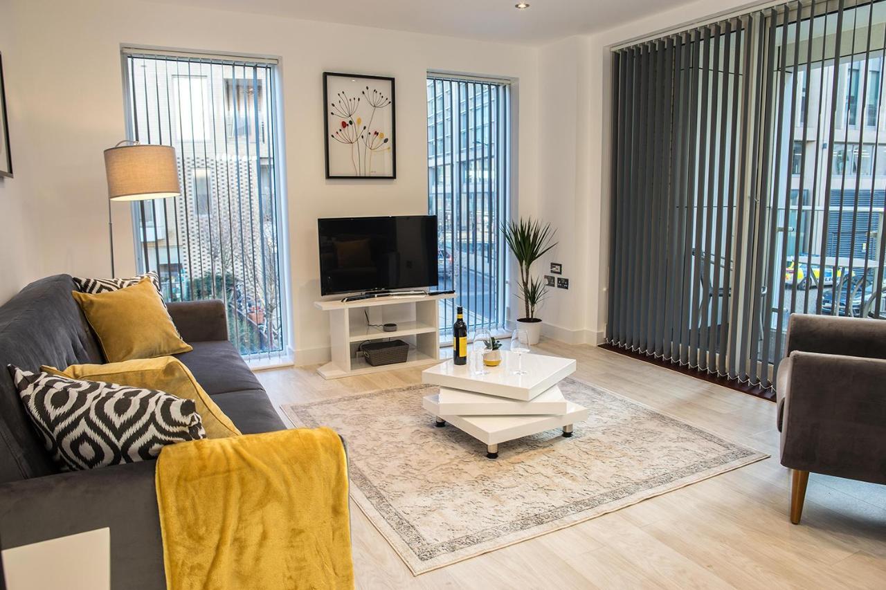 Luxury King Bed Apartment & Free Parking Cambridge  Extérieur photo