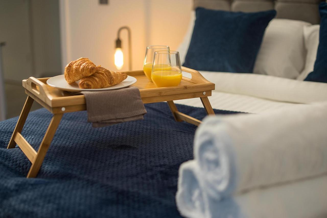 Luxury King Bed Apartment & Free Parking Cambridge  Extérieur photo