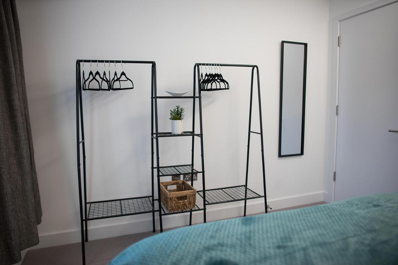 Luxury King Bed Apartment & Free Parking Cambridge  Extérieur photo